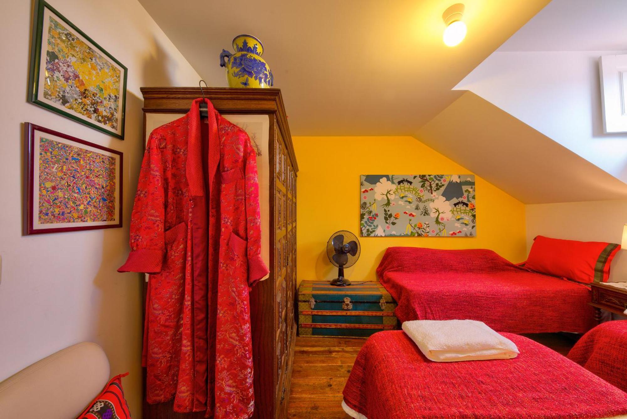 Adore Portugal Coimbra Guest House Exterior foto