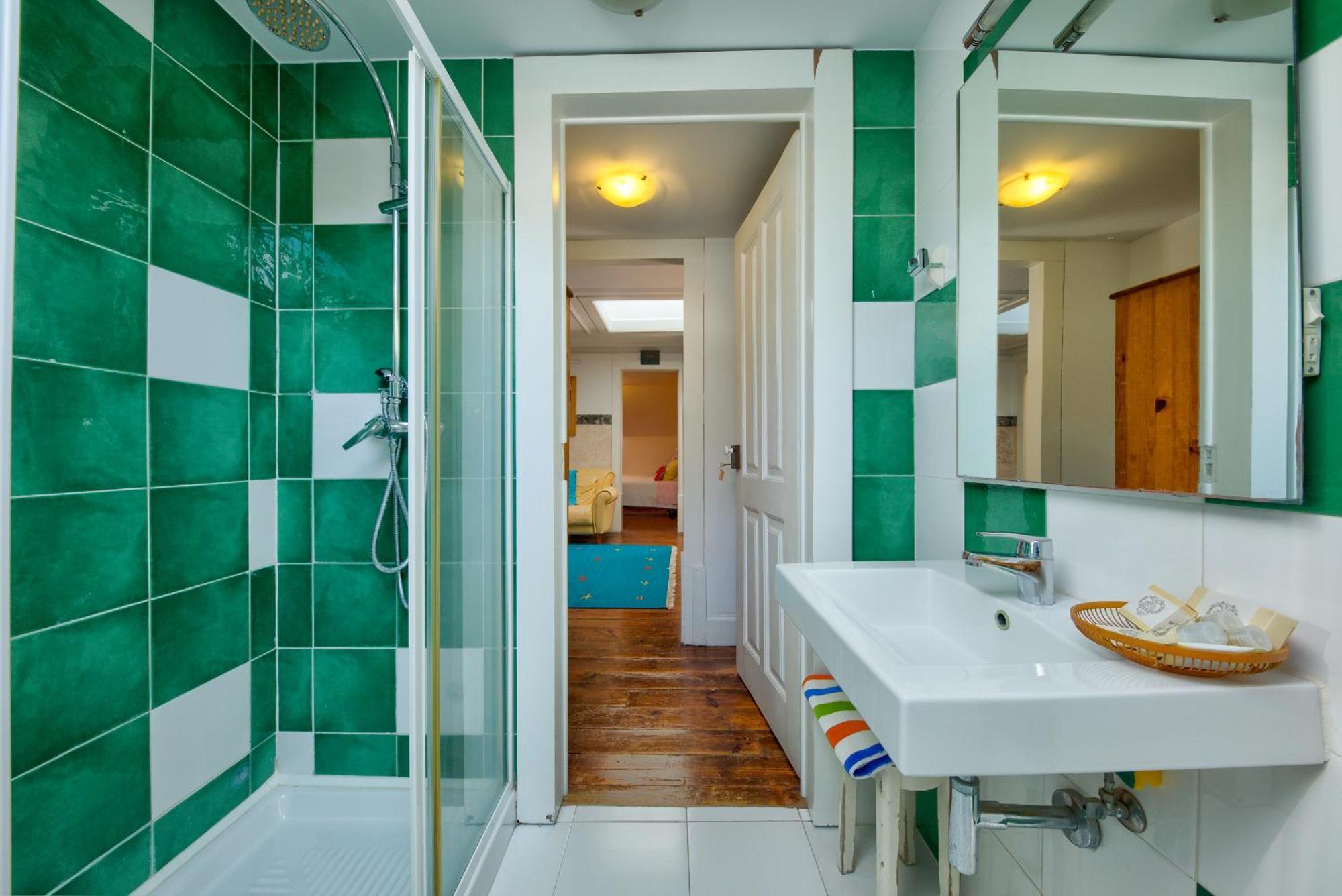 Adore Portugal Coimbra Guest House Exterior foto