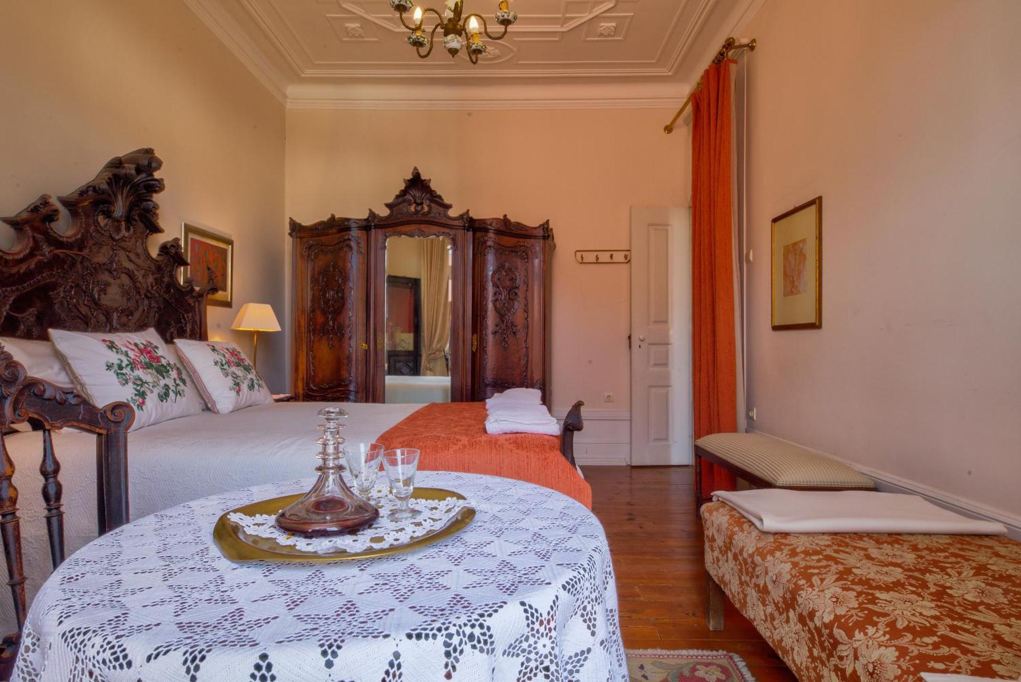 Adore Portugal Coimbra Guest House Exterior foto