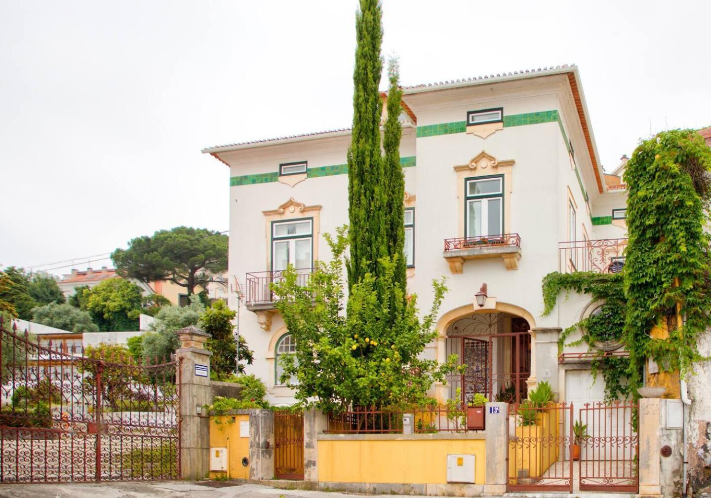 Adore Portugal Coimbra Guest House Exterior foto